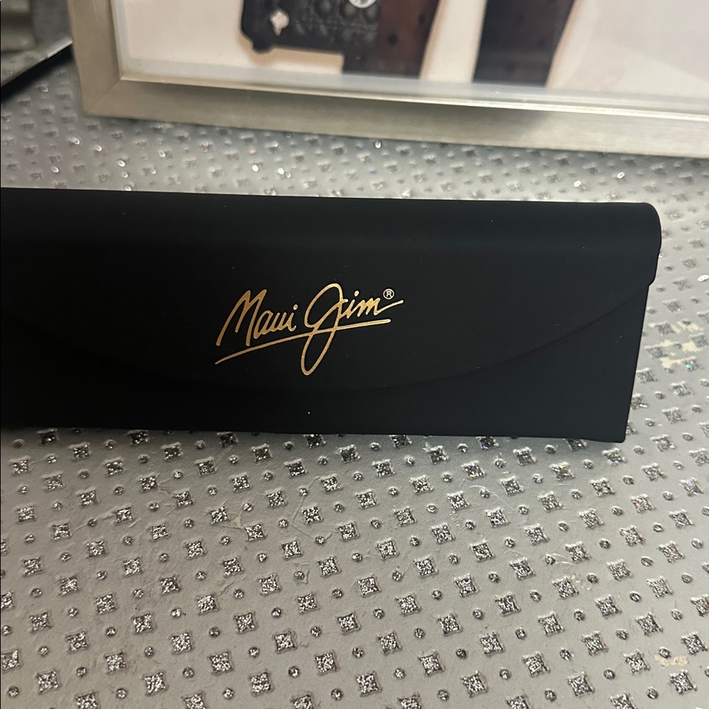 Maui Jim Red Sands - EUC - Picture 9 of 11